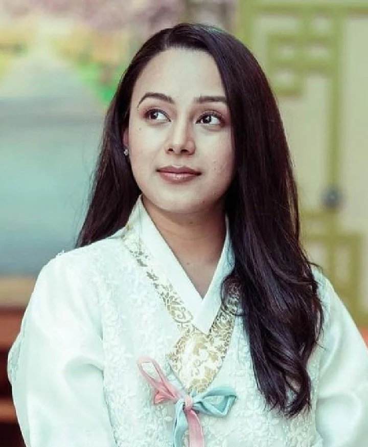 Anisha Rasaili background portrait