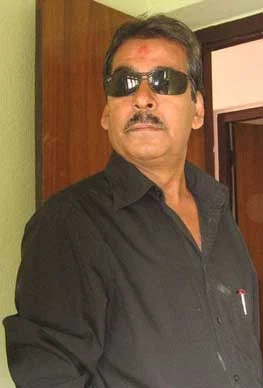 Gagan Birahi background portrait