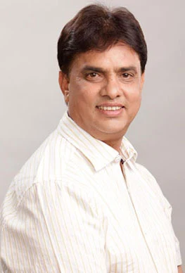 Hari Bansha Acharya background portrait