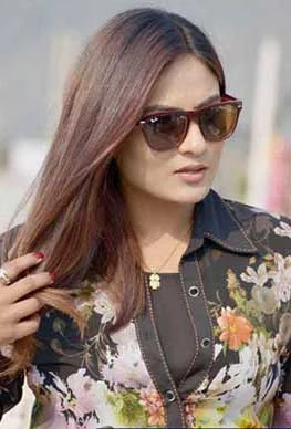 Jasmin Shrestha background portrait