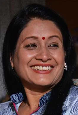 Rashmi Bhatta background portrait