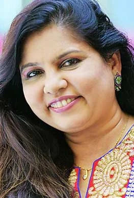 Sadhana Sargam background portrait